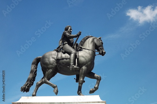 Paris statue Henri IV