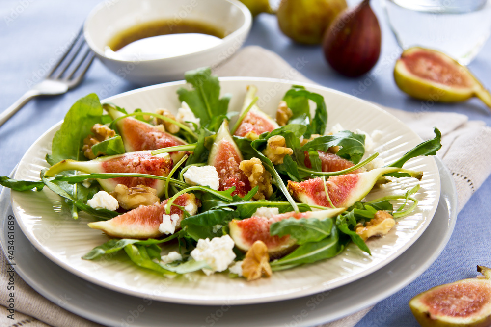 Fig,Goat cheese and rocket salad Fig,Goat cheese and rocket salad