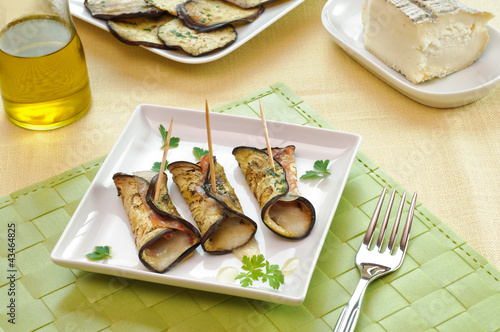 Bilde på lerret Melanzane con speck e formaggio