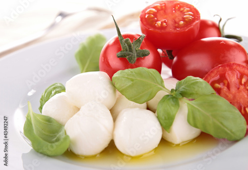 mozzarella, tomato ,basil and olive oil