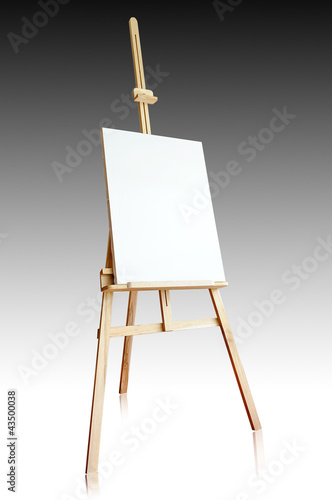 Isolated tripod and canvas © Santiago Cornejo