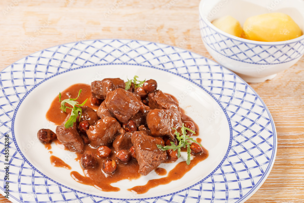 beef with hazelnuts beef with hazelnuts