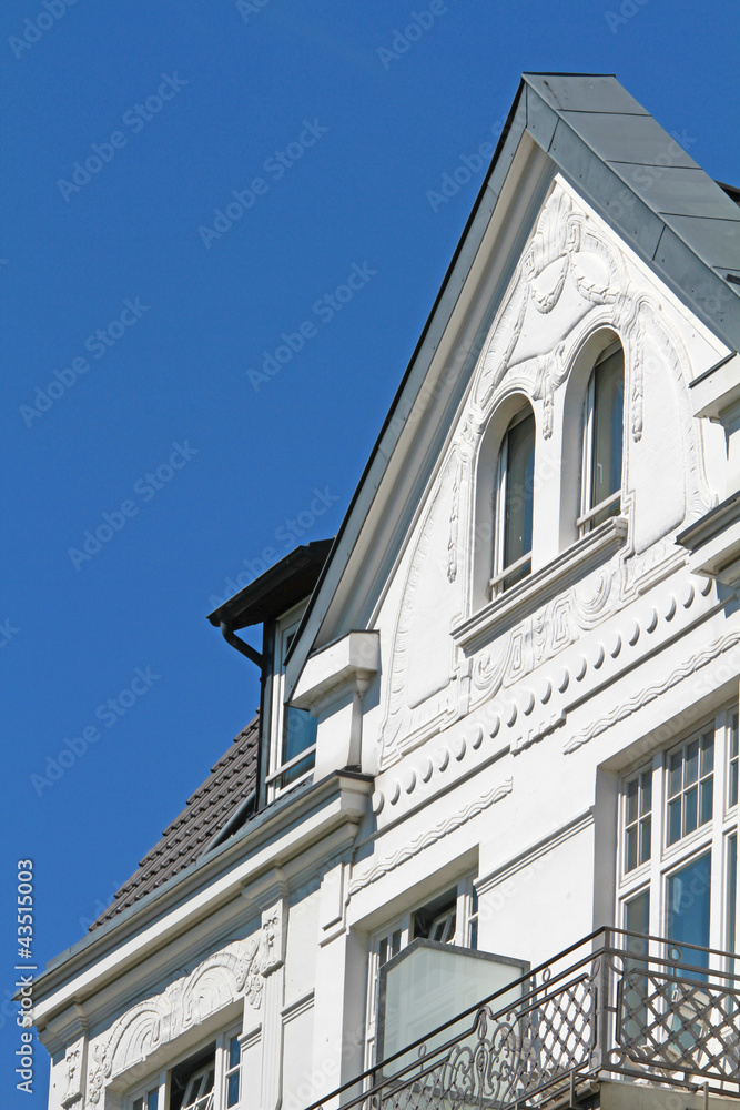 Obraz premium Jugendstilgiebel Hochformat