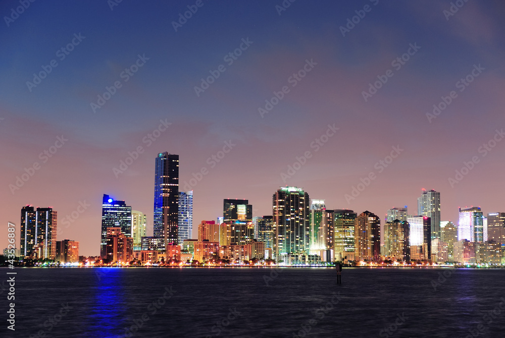 Fototapeta premium Miami night scene