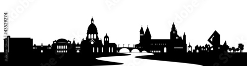 Mainz Skyline mit Rhein