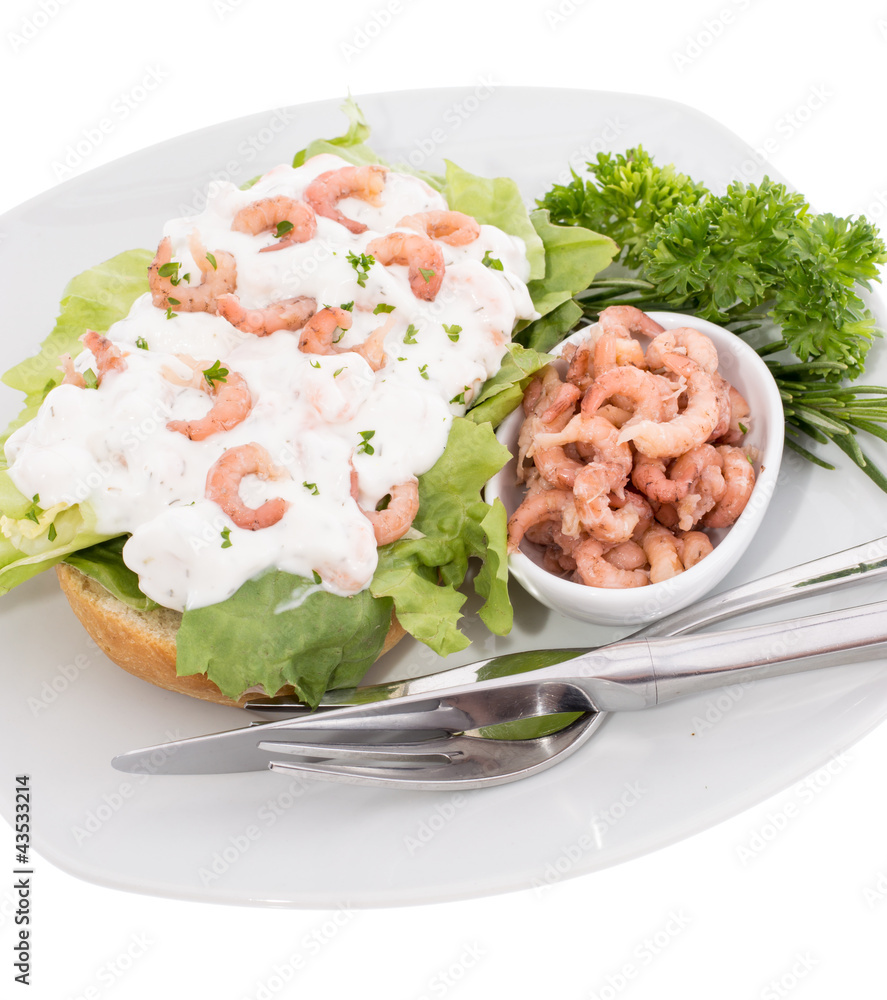 Shrimp-Salad on a roll (plate-version) Shrimp-Salad on a roll (plate-version)