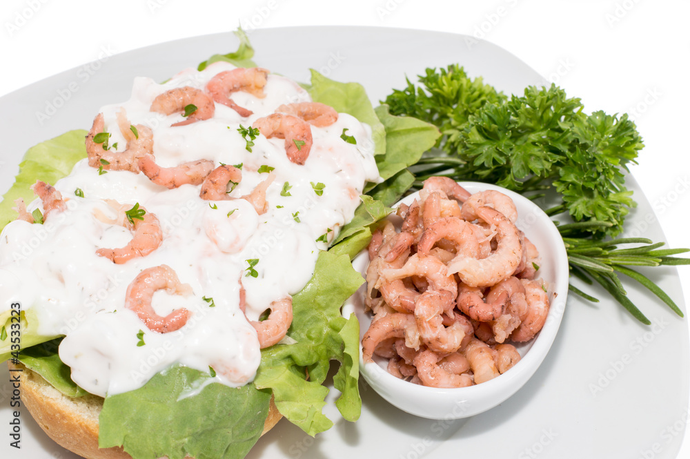 Shrimp-Salad on a roll (plate-version) Shrimp-Salad on a roll (plate-version)