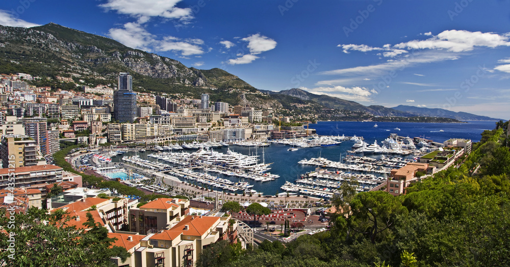 Panorama du port de Monaco et Monte-carlo