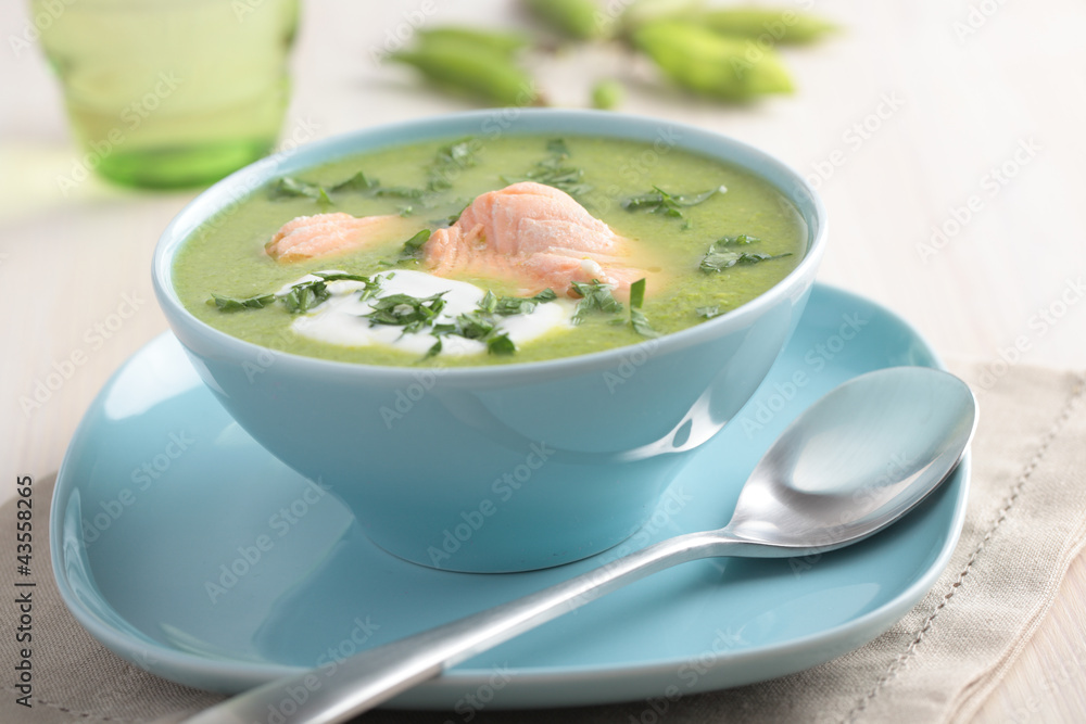 Cream of green pea soup with salmon Cream of green pea soup with salmon