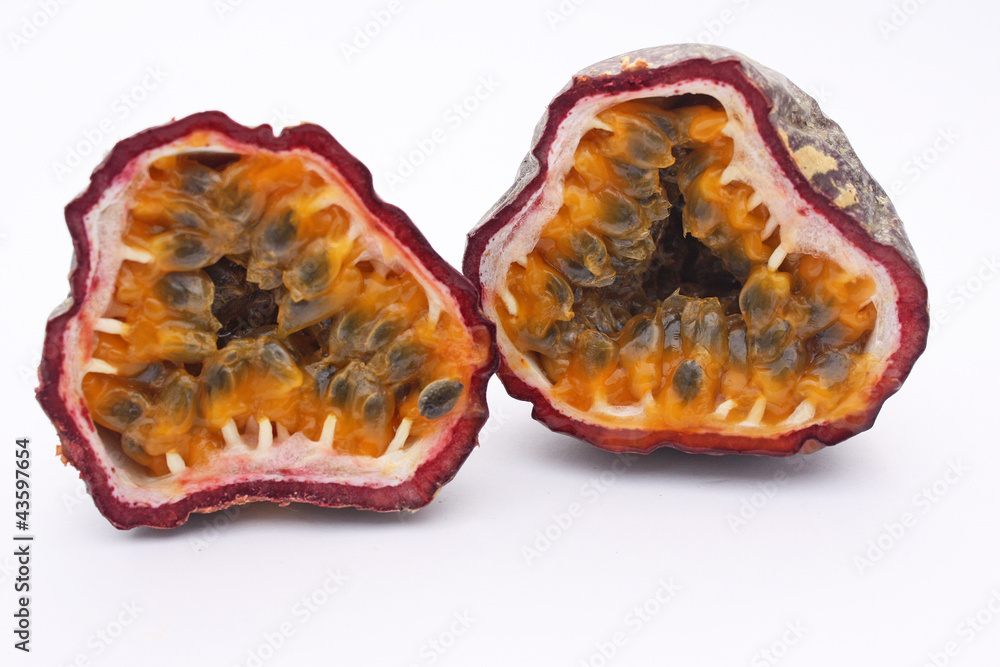 coupe du fruit de la passion coupe du fruit de la passion
