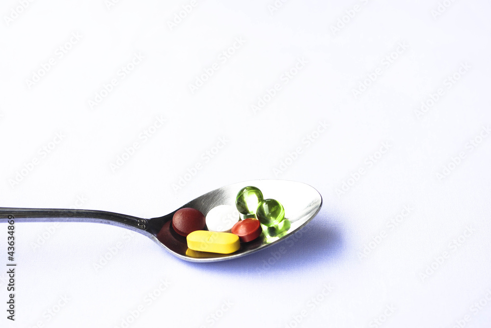 Fototapeta premium Silver Spoon with Pills