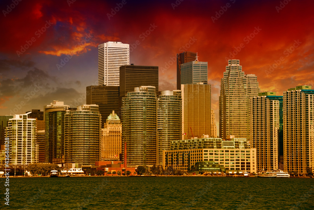 Fototapeta premium Clouds above Sydney Buildings