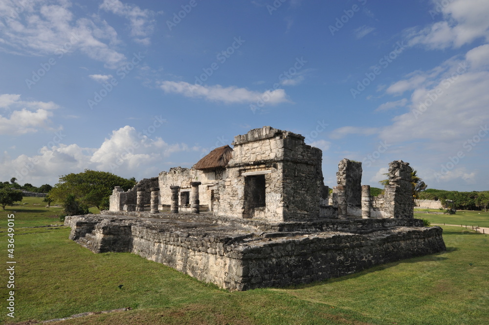 Maya Ruins at Tulum Maya Ruins at Tulum