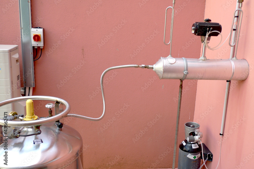 azote liquide sstockée Stock Photo Adobe Stock