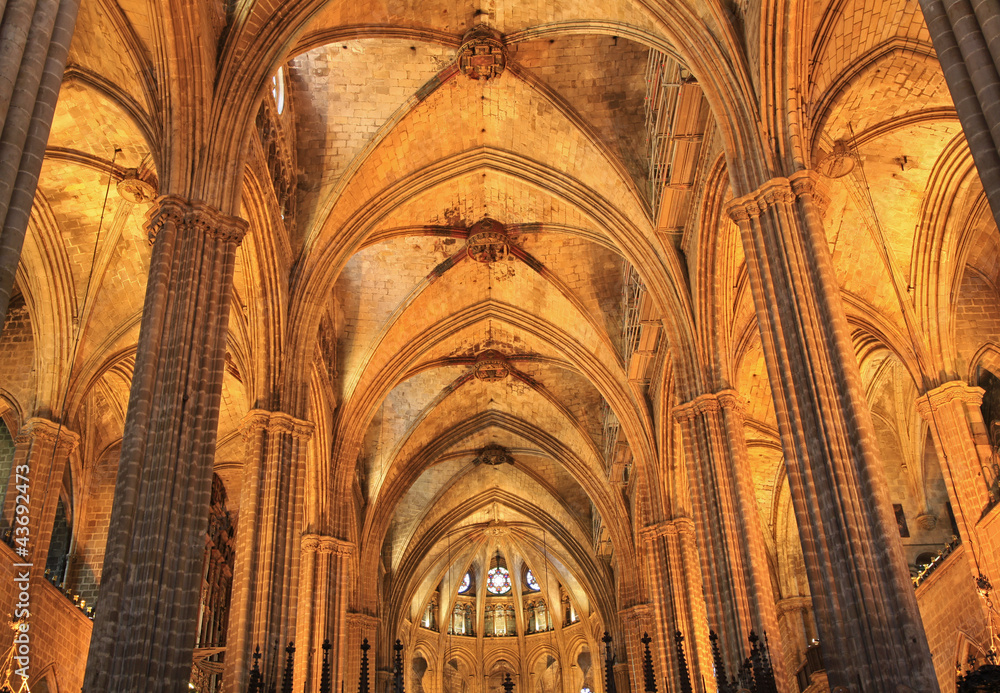 Fototapeta premium Cathedral of Santa Eulalia, Barcelona, Spain