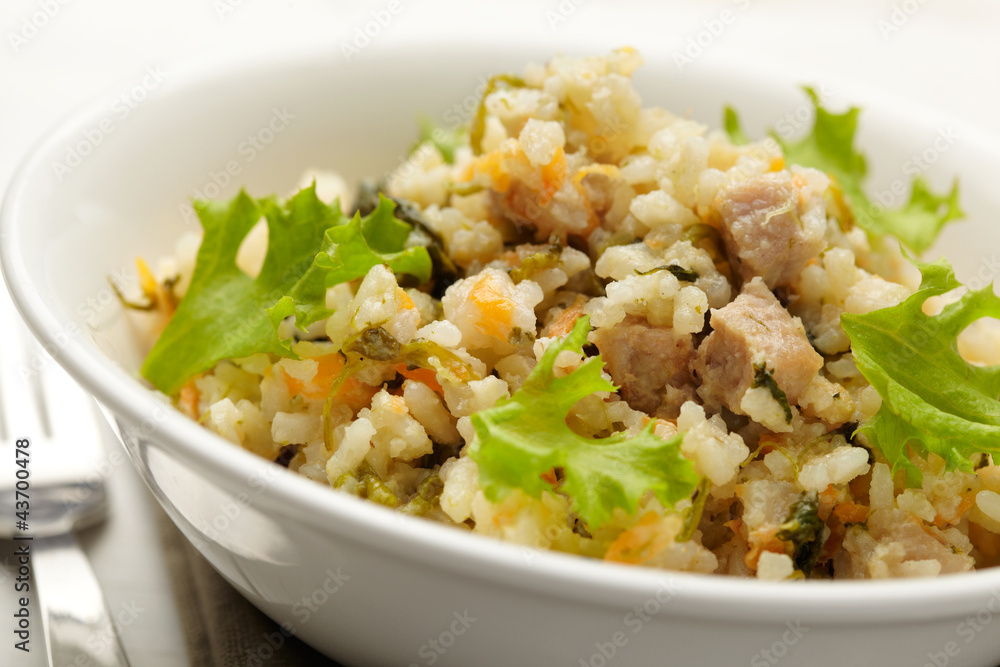 Rice with pork, carrots and spinach Rice with pork, carrots and spinach