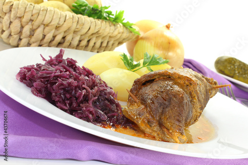 gefüllte Rinderroulade mit saurer Gurke photo