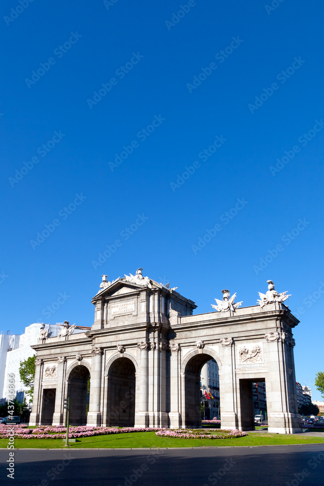 Naklejka premium Alcala Gate, Madrid