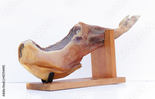 Fotografia pata de jamon serrano