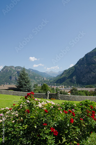 Panorama di Verres da Issogne - Valle d'Aosta photo