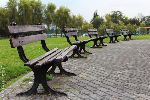 park chairs