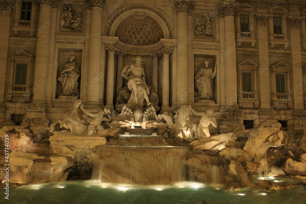 Trevi fountain at night, Rome, Italy Trevi fountain at night, Rome, Italy
