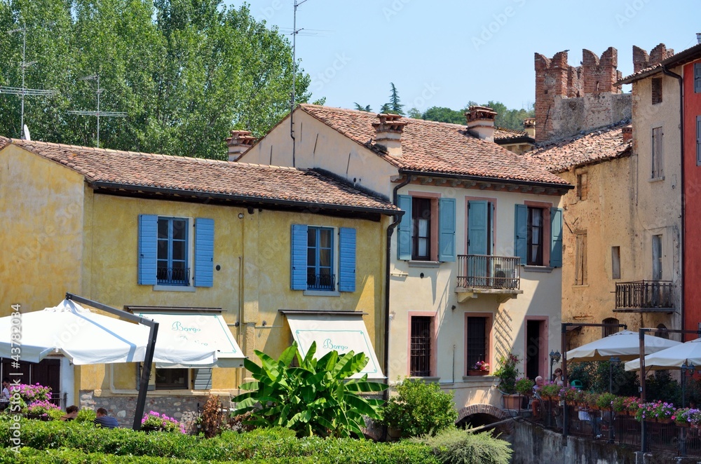 Scorcio di Borghetto Scorcio di Borghetto