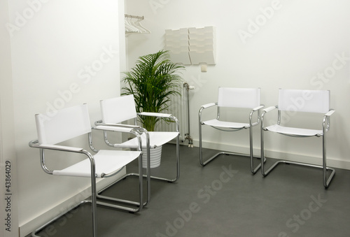 empty waiting room © Chris Willemsen 