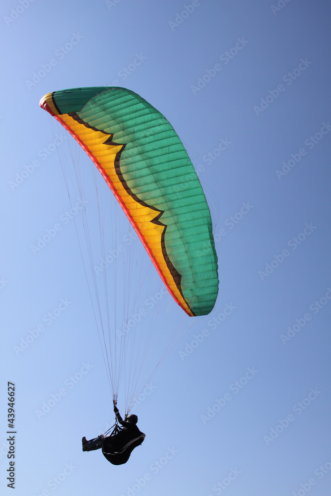 Obraz premium voile de parapente verte