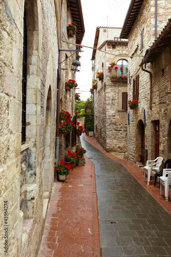 Fototapeta Naklejka Na Ścianę i Meble -  typical italian nook in tuscan village,