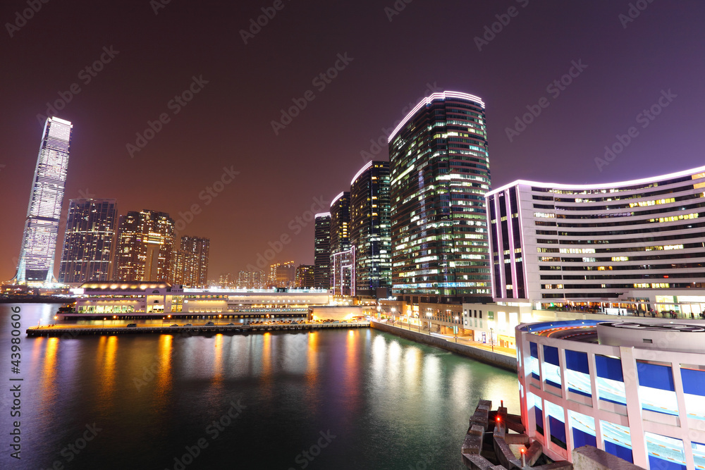 Naklejka premium kowloon at night