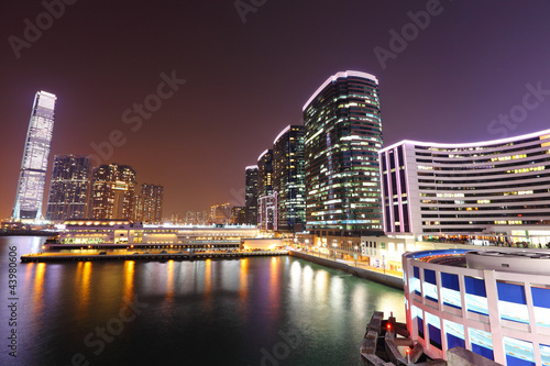 kowloon at night