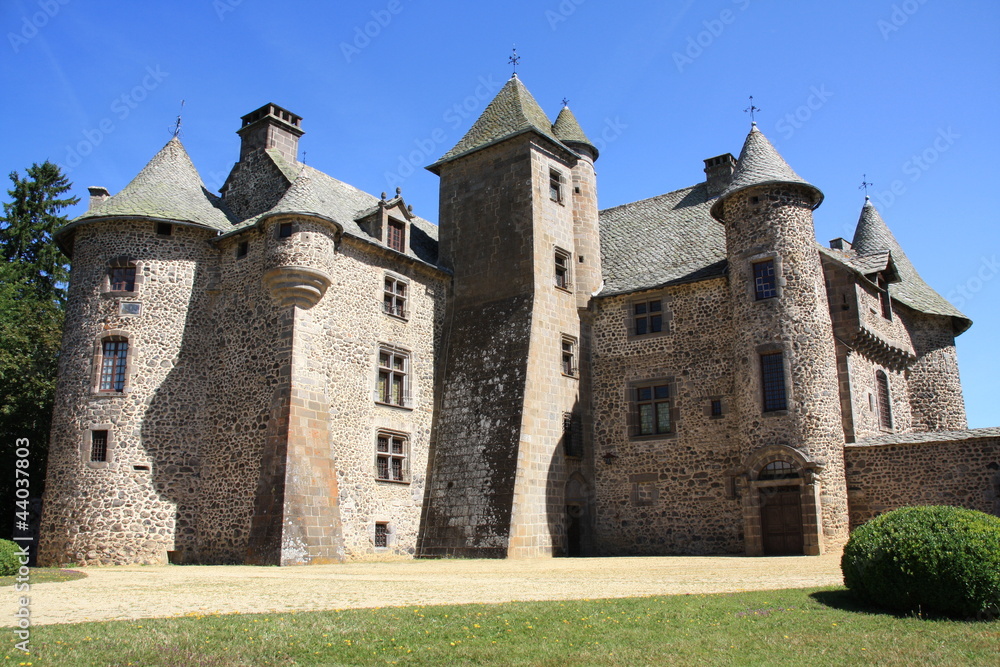 Obraz premium Château de Cordès à Orcival Puy de Dôme