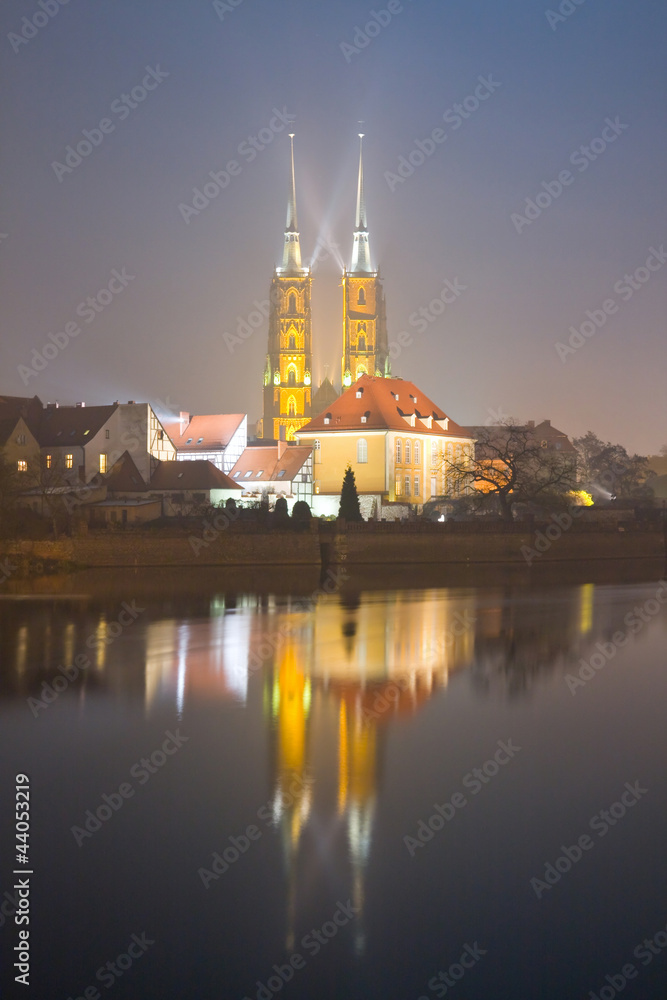 Obraz premium saint john the baptist cathedral in wroclaw, poland