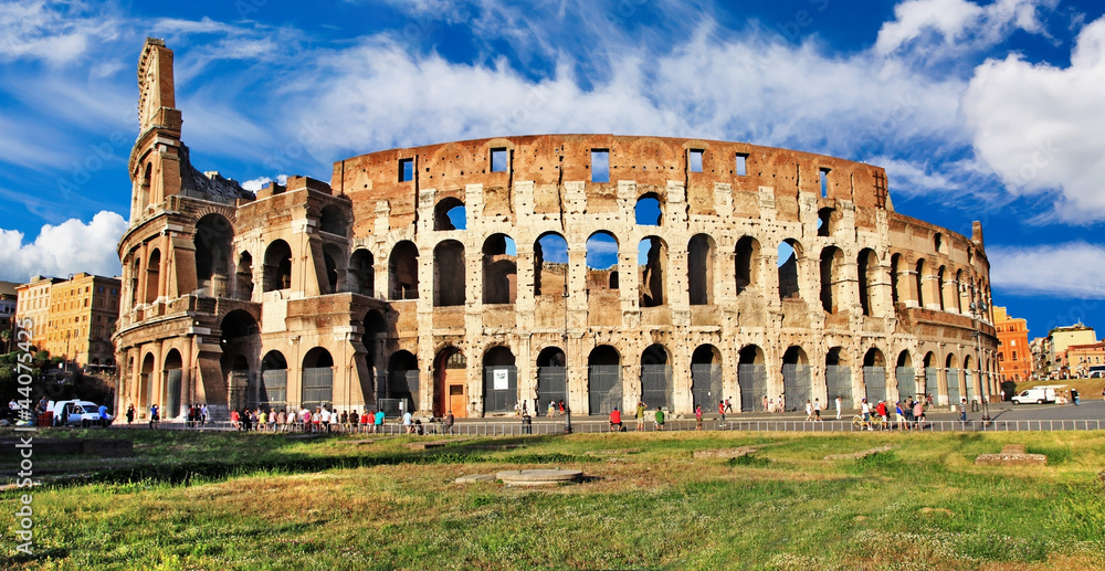 Fototapeta premium great Italian landmarks - Colosseum