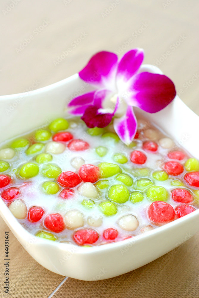 Glutinious Dumpling-bua loi-Thai dessert Glutinious Dumpling-bua loi-Thai dessert