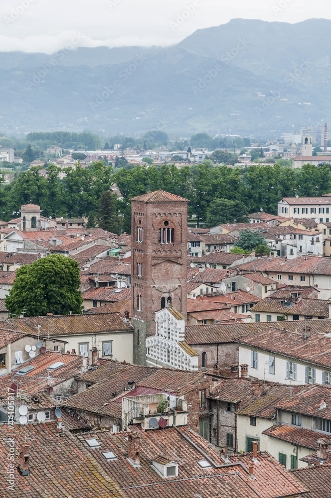 Fototapeta premium San Pietro Somaldi in Lucca, Tuscany, Italy