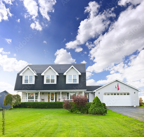 Konstfotografi Two storey residential home