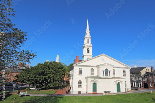 Konstfotografi The First Baptist Church and partial skyline of Providence, RI