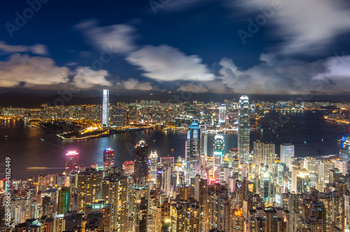 Hong Kong at Night © choikh