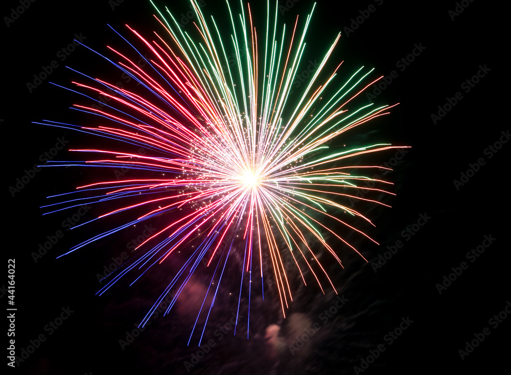 Fototapeta premium fusée de feu d'artifice