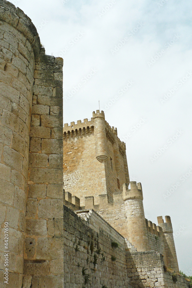 mur d'enceinte château XVéme
