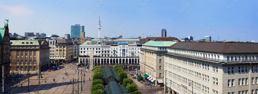 Naklejka premium Rathausplatz in Hamburg