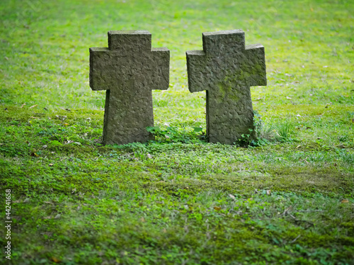 Grabmale auf dem Friedhof