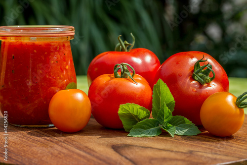 Tomatensauce mit Tomaten