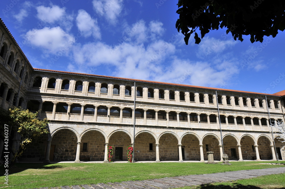 Monasterio de San Esteban de Ribas de Sil, Nogueira de Ramuín