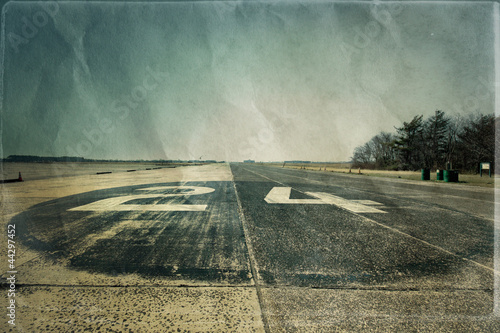 Slika na platnu Runway at historic airfield in Brooklyn NY with textured effect