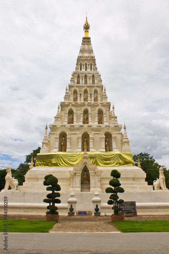 Fototapeta premium The chedi of Wat Chedi Liam