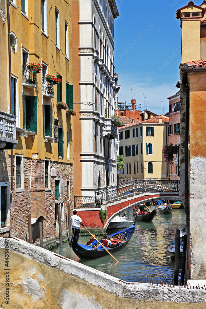 romantic Venice -travel in Italy series