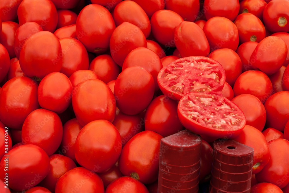 Group of tomatoes Group of tomatoes